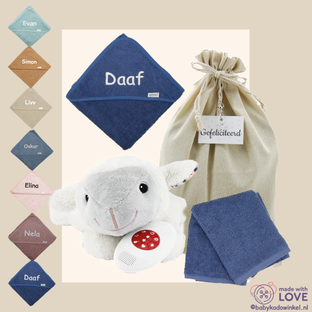 Knuffel Heartbeat Liz Lammetje Kraamcadeau badcape met naam