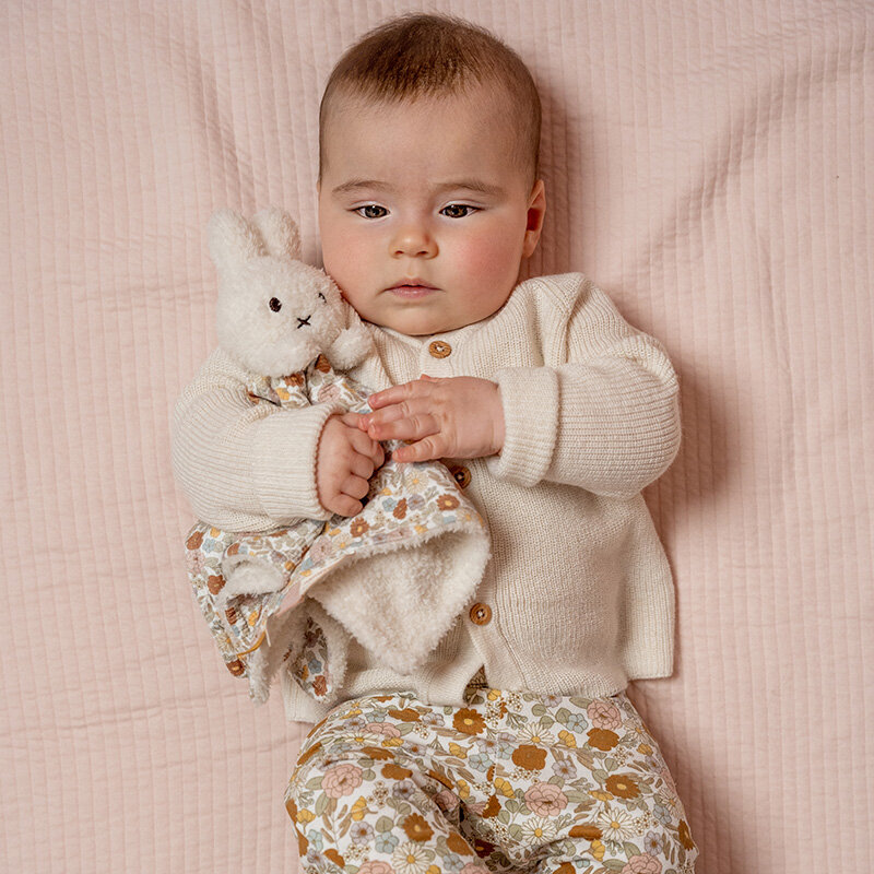 Nijntje Cadeauset Vintage Flowers-met-naam knuffeldoekje