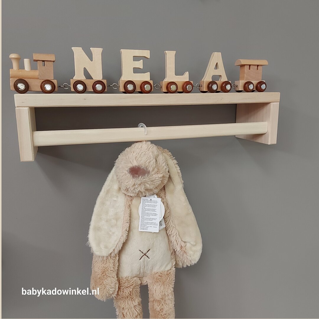 Houten naamtreintje Kraamcadeau Knuffel Rabbit Richie