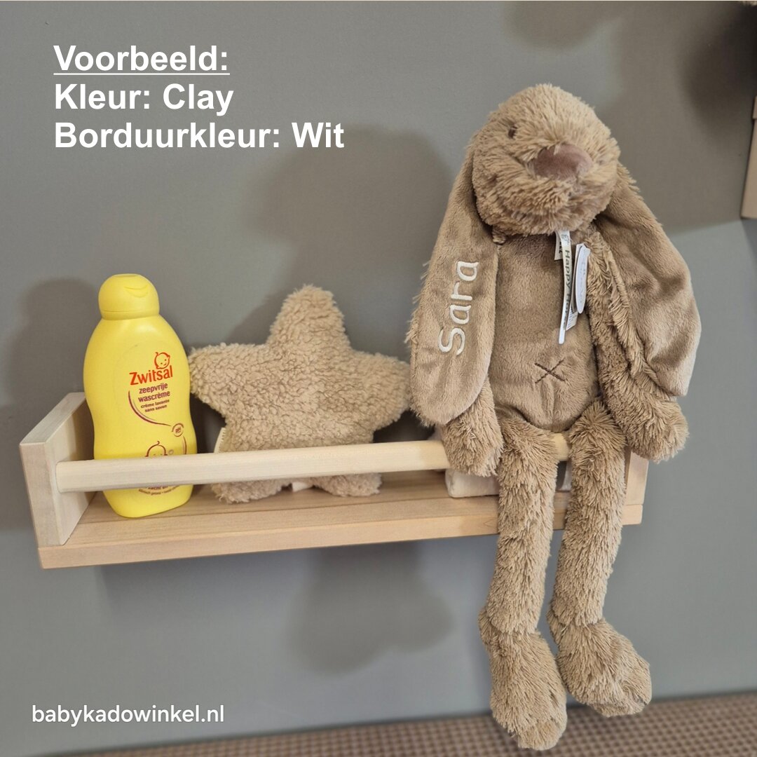 Knuffel Rabbit Richie met naam Clay Sara
