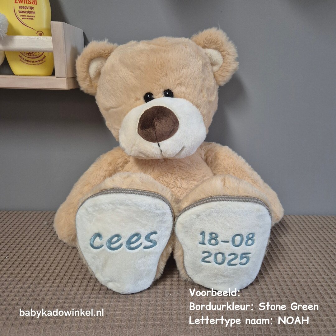 Knuffel 45 cm met naam en datum Beer Boris cees