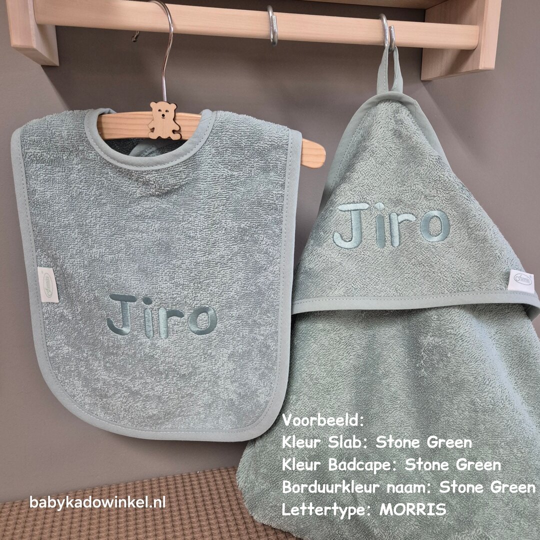 Voorbeeld Slab met naam en badcape of badjas Jiro