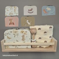Koffertje Jollein met Swaddle en Rammelaar
