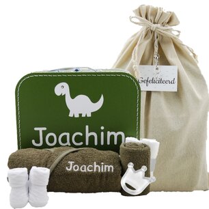 Babykoffertje olijfgroen met badjasje forest met naam Babykoffertje olijfgroen met badjasje forest met naam