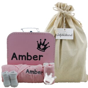 Babykoffertje babyroze met badjasje babyroze met naam Babykoffertje babyroze met badjasje babyroze met naam