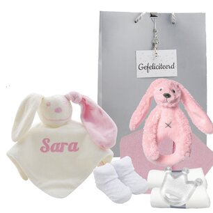 Baby kado met knuffeldoekje babyroze met naam Baby kado met knuffeldoekje babyroze met naam