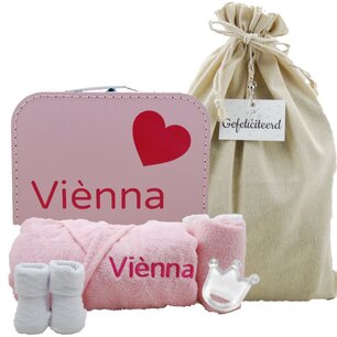 Babykoffertje babyroze met badjasje babyroze met naam Babykoffertje babyroze met badjasje babyroze met naam
