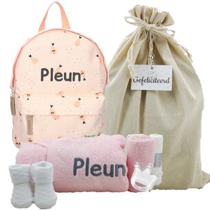 Rugtas Kidzroom beige met badjasje roze met naam Rugtas Kidzroom beige met badjasje roze met naam