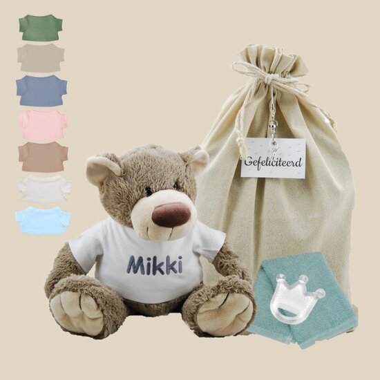 Knuffel Bear Bella Kraamcadeau met naam op shirtje