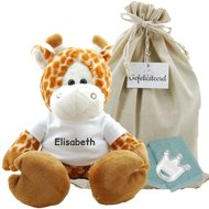 Knuffel Giraf met naam op wit shirtje Knuffel Giraf met naam op wit shirtje