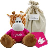 Knuffel Giraf met naam op fuchsia shirtje Knuffel Giraf met naam op fuchsia shirtje