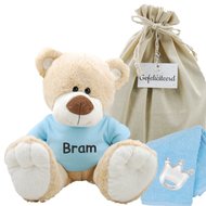 Knuffel Beer Boris met naam op babyblauw shirtje Knuffel Beer Boris met naam op babyblauw shirtje