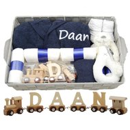 Babymand met badjasje navy blue met naam en naamtreintje Babymand met badjasje navy blue met naam en naamtreintje