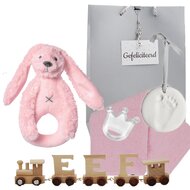 Houten naamtreintje met rammelaar pink Houten naamtreintje met rammelaar pink