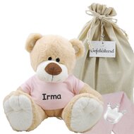 Knuffel Beer Boris met naam op roze shirtje Knuffel Beer Boris met naam op roze shirtje